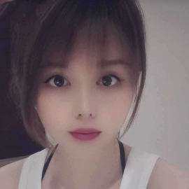 少女胸小姐姐